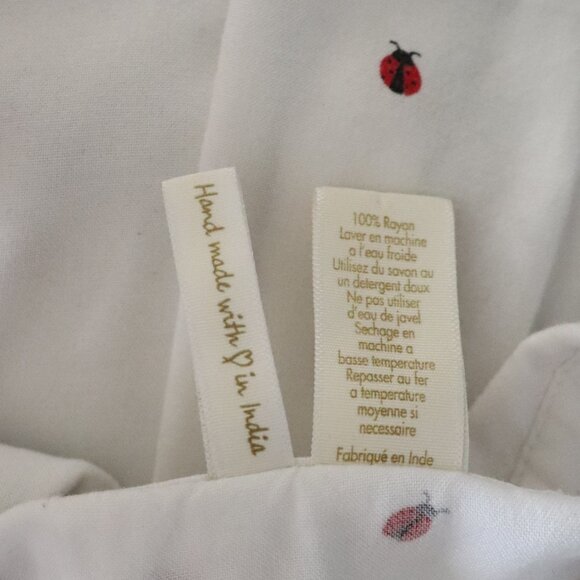 Japna Women's White Sz S Buttoned Ladybug Print Collared Cropped T-Shirt Top - Picture 13 of 13